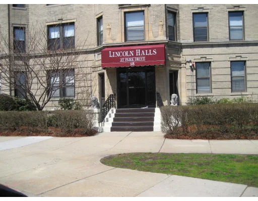Unit for sale at 15 Park Dr, Boston, MA 02215