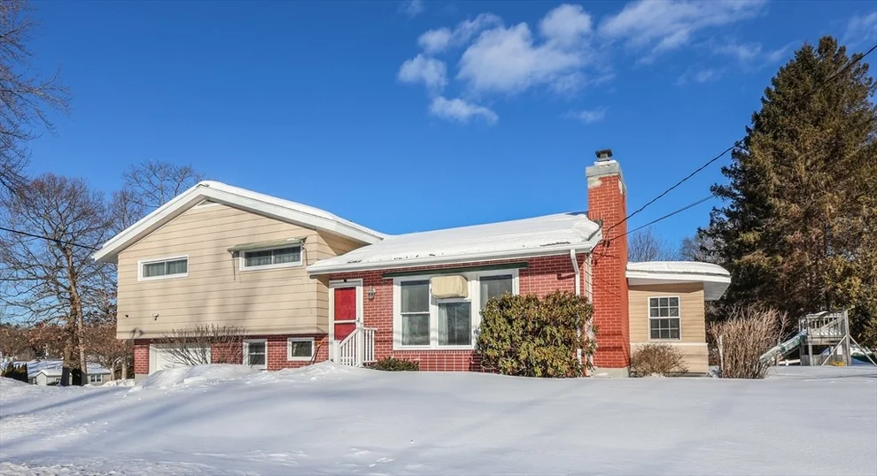Unit for sale at 621 Fairfield Street, Manchester, NH 03104
