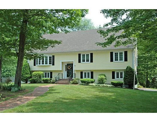 Unit for sale at 15 Apple Tree Ln, Wilmington, MA 01887