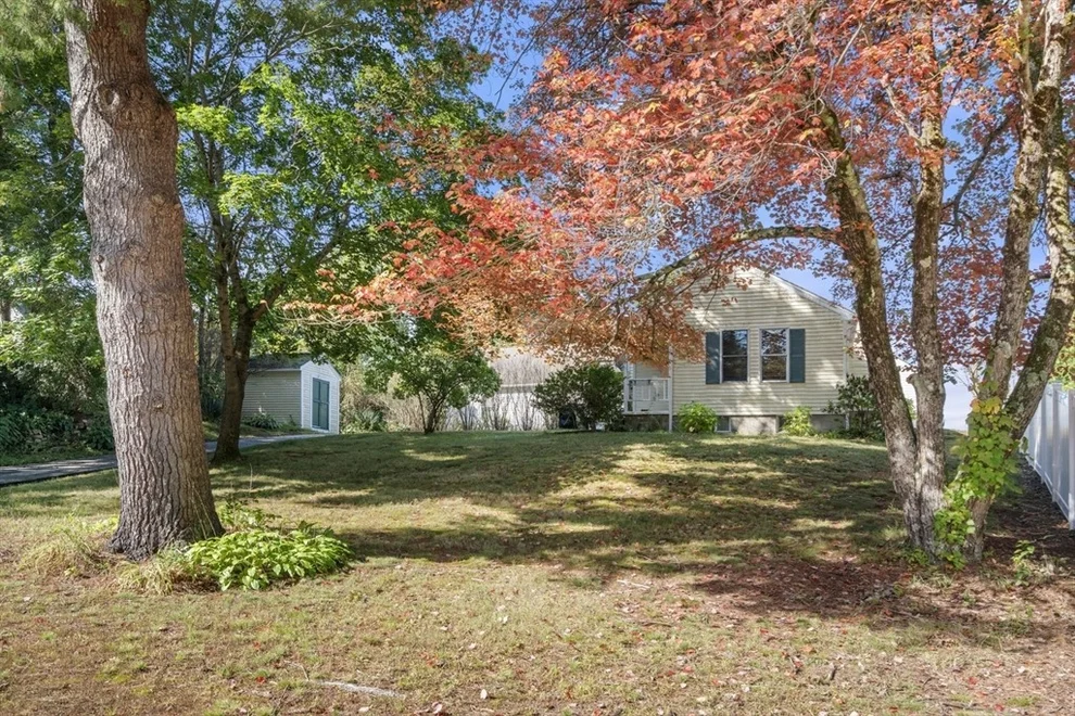 Unit for sale at 37 Elizabeth St, Uxbridge, MA 01569