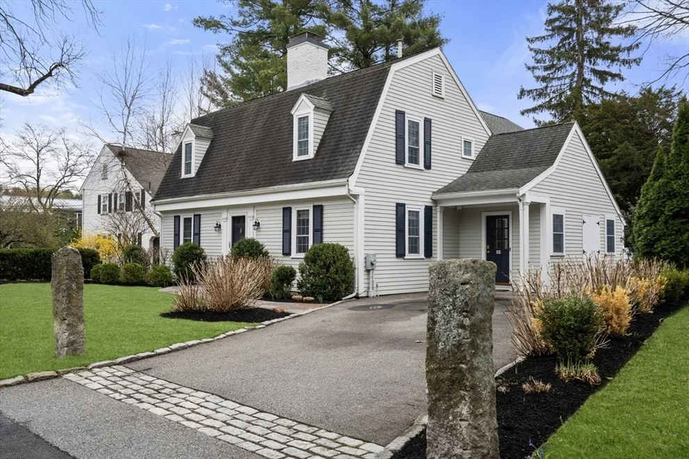 Unit for sale at 4 Hampden Street, Wellesley, MA 02482