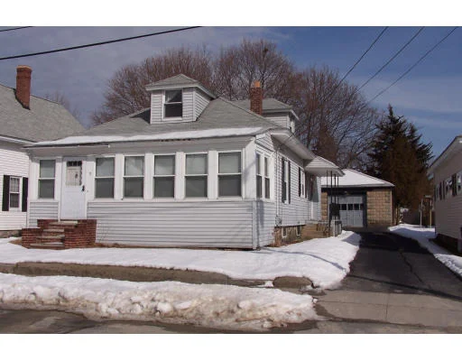 Unit for sale at 3 Field Ave, Methuen, MA 01844