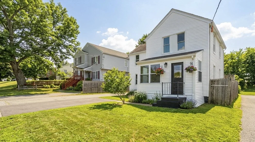 Unit for sale at 191 Laconia St, Springfield, MA 01129