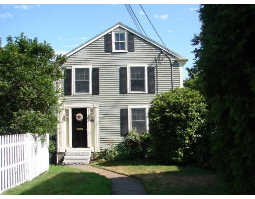 Unit for sale at 42R Prospect Street, Marblehead, MA 01945