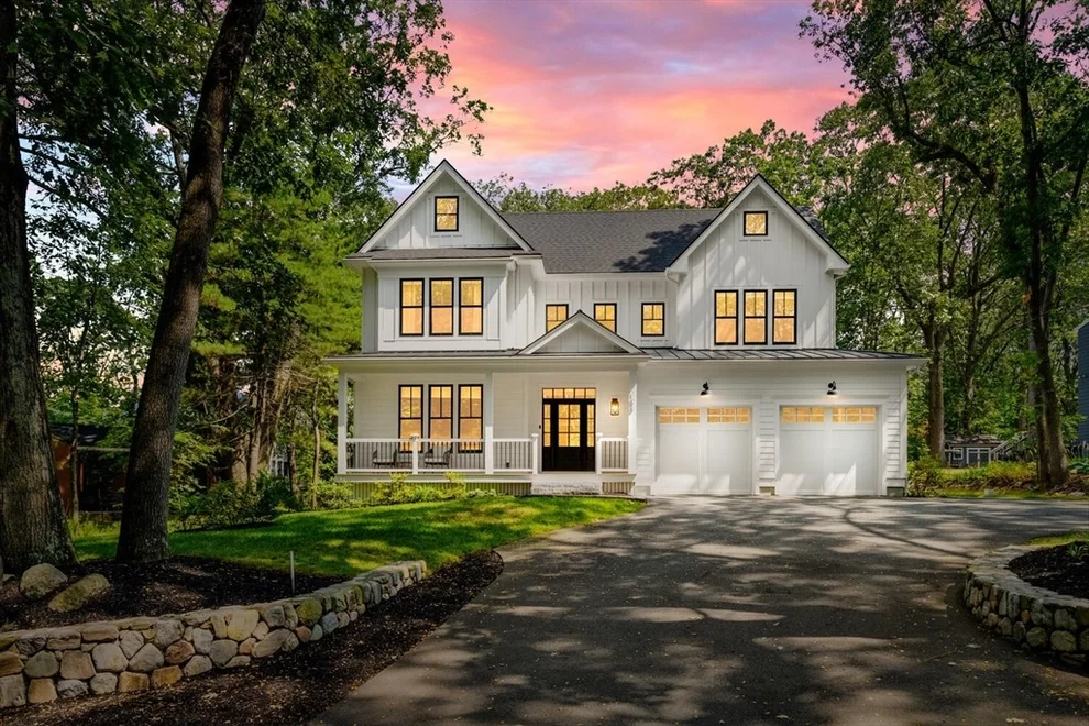 Unit for sale at 155 Shade St, Lexington, MA 02421
