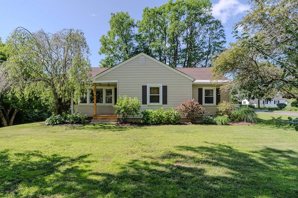 Unit for sale at 771 Bridge Rd, Northampton, MA 01060