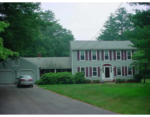 Unit for sale at 2 Wayside Lane, Acton, MA 01720