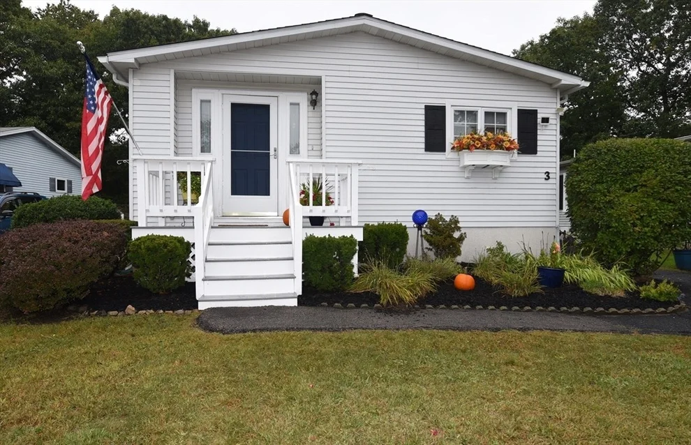 Unit for sale at 3 Hickory Circle, Rockland, MA 02370