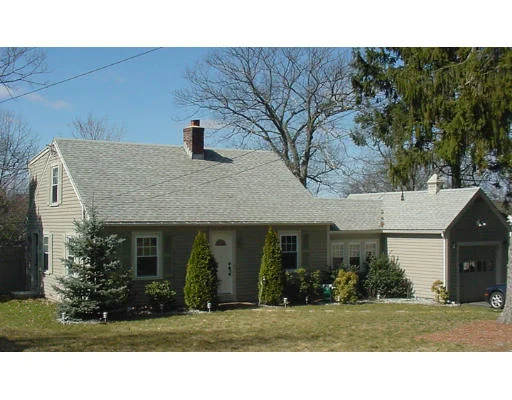 Unit for sale at 3 John Street, Southborough, MA 01772
