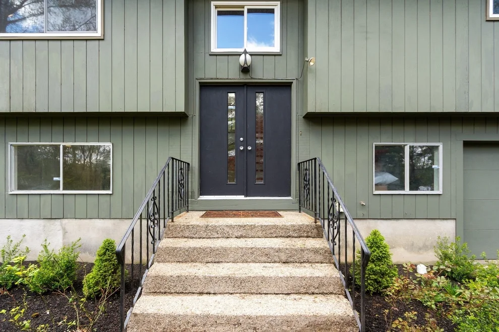 Unit for sale at 86 Framingham Road, Southborough, MA 01772