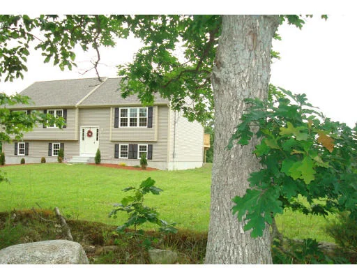 Unit for sale at 98 Cortis Road, Dudley, MA 01571