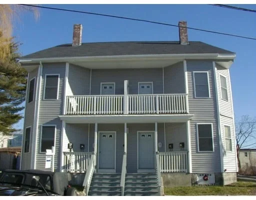 Unit for sale at 29 Willow St, Lawrence, MA 01841
