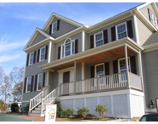 Unit for sale at 3 Gerber Circle, Needham, MA 02494