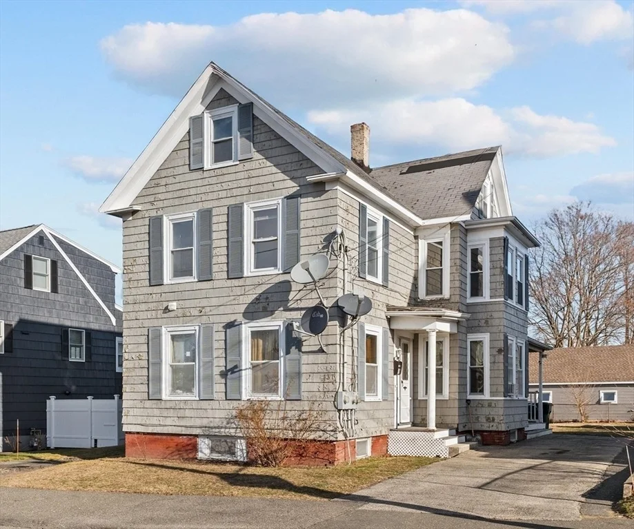 Unit for sale at 37 Lake Ave, Lynn, MA 01904