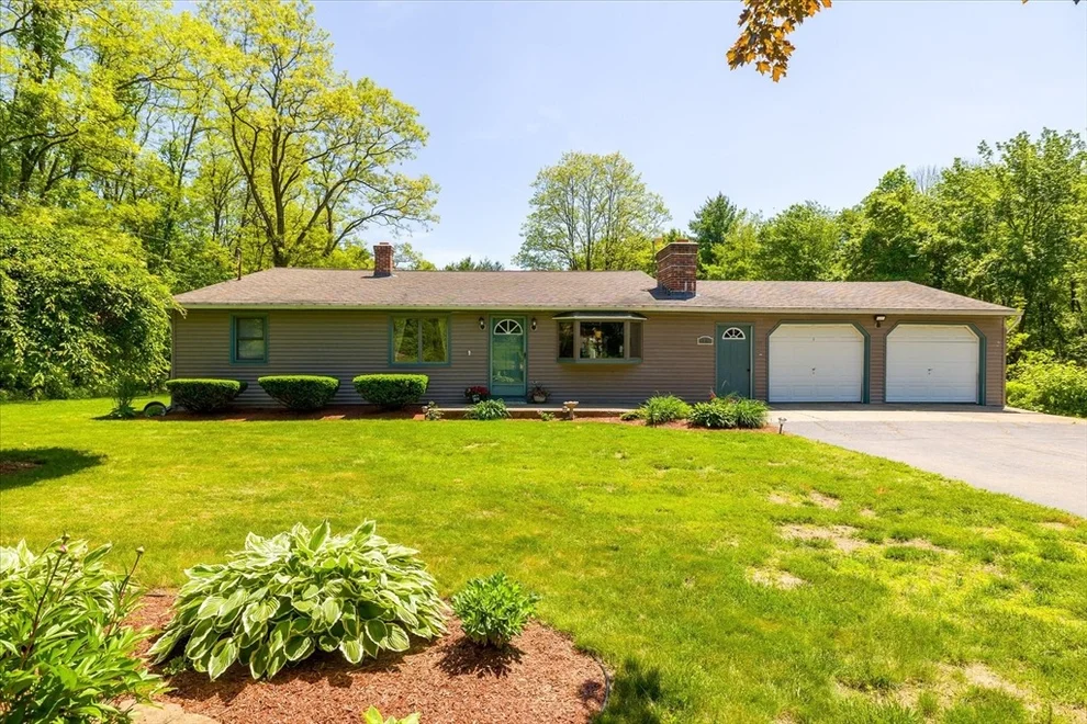 Unit for sale at 24 Oxford Rd, Charlton, MA 01507