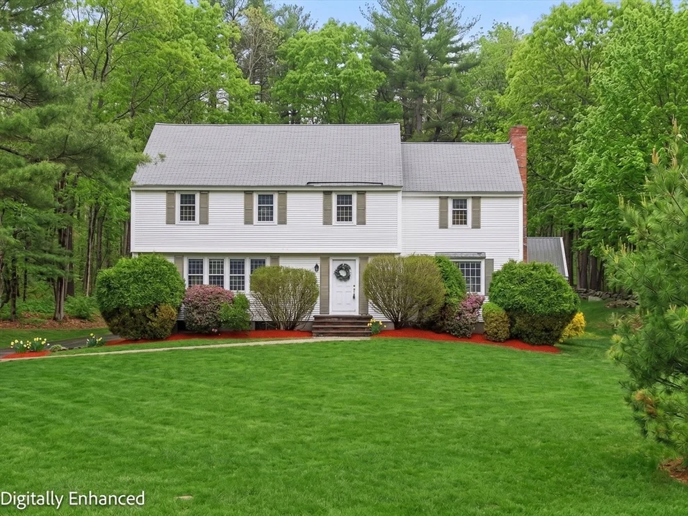 Unit for sale at 44 Minehan Ln, Marlborough, MA 01752