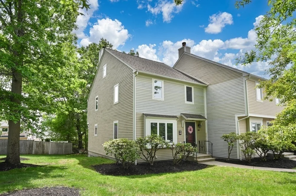 Unit for sale at 1601 Lewis O Gray Dr, Saugus, MA 01906
