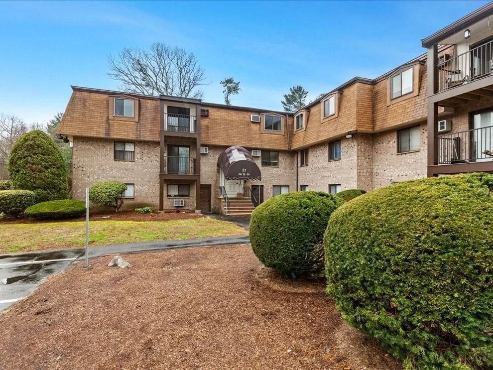 Unit for sale at 21 Erick Rd, Mansfield, MA 02048