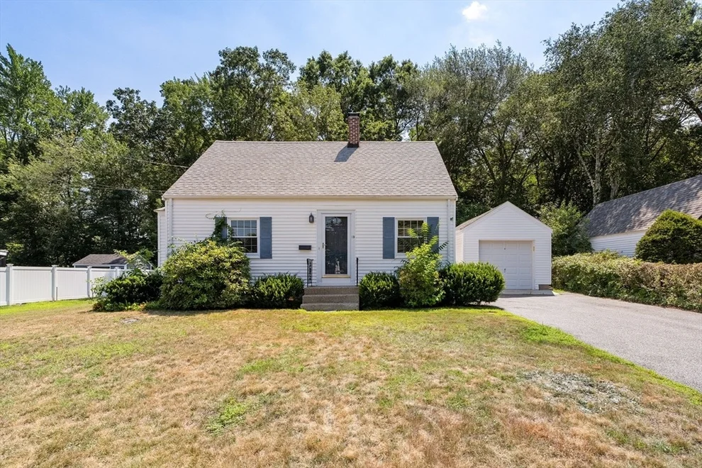 Unit for sale at 15 Indian Hill Rd, Arlington, MA 02476