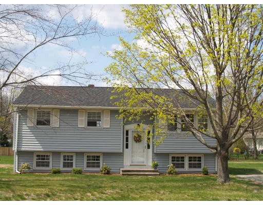 Unit for sale at 10 Carriage Drive, Chelmsford, MA 01824