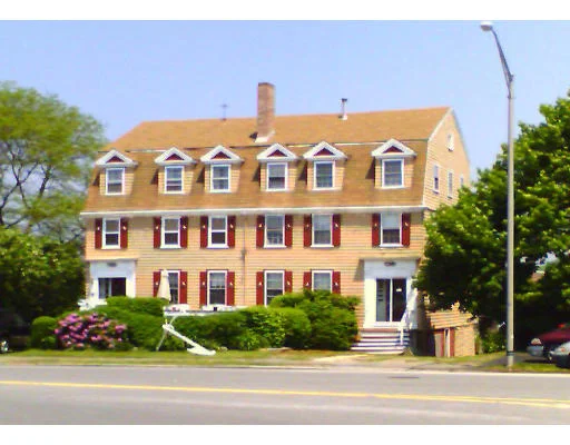 Unit for sale at 7-9 Essex Avenue, Gloucester, MA 01930