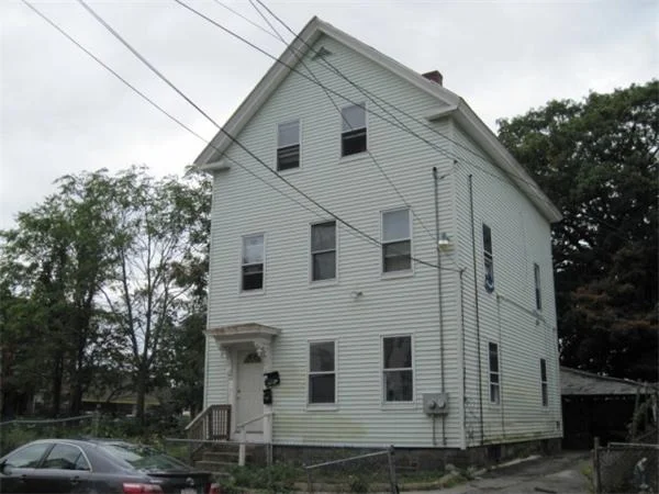 Unit for sale at 62 Holly St, Lawrence, MA 01841