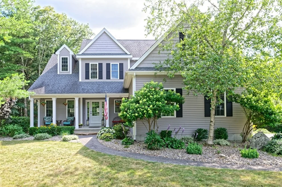 Unit for sale at 16 Tabor Rd, Uxbridge, MA 01569