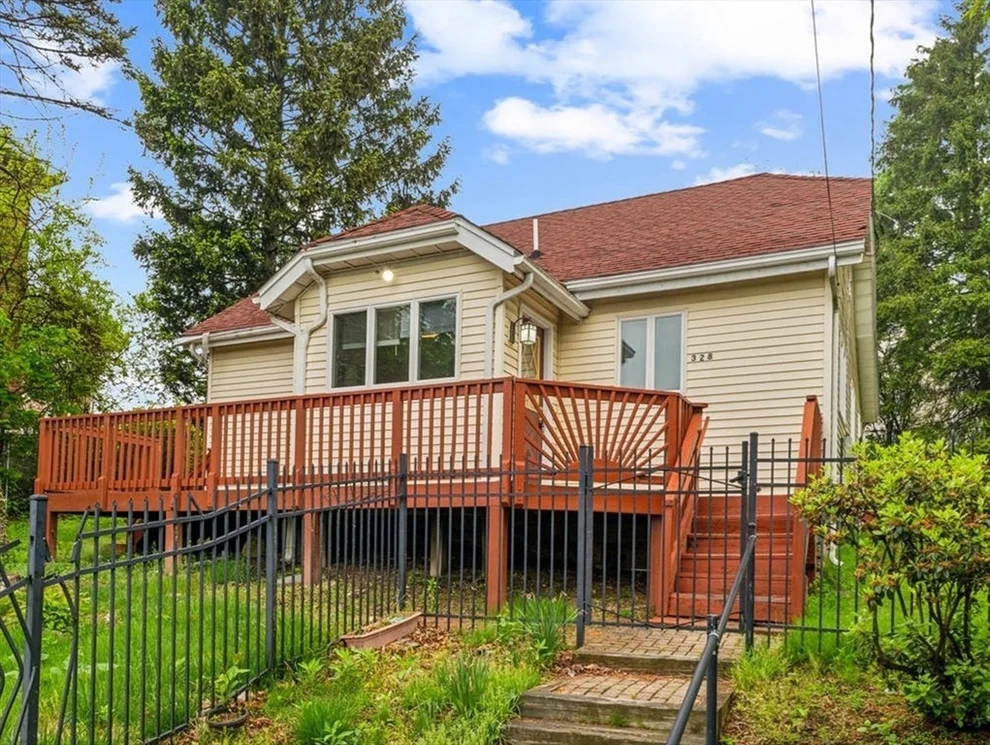 Unit for sale at 328 E Main St, Marlborough, MA 01752
