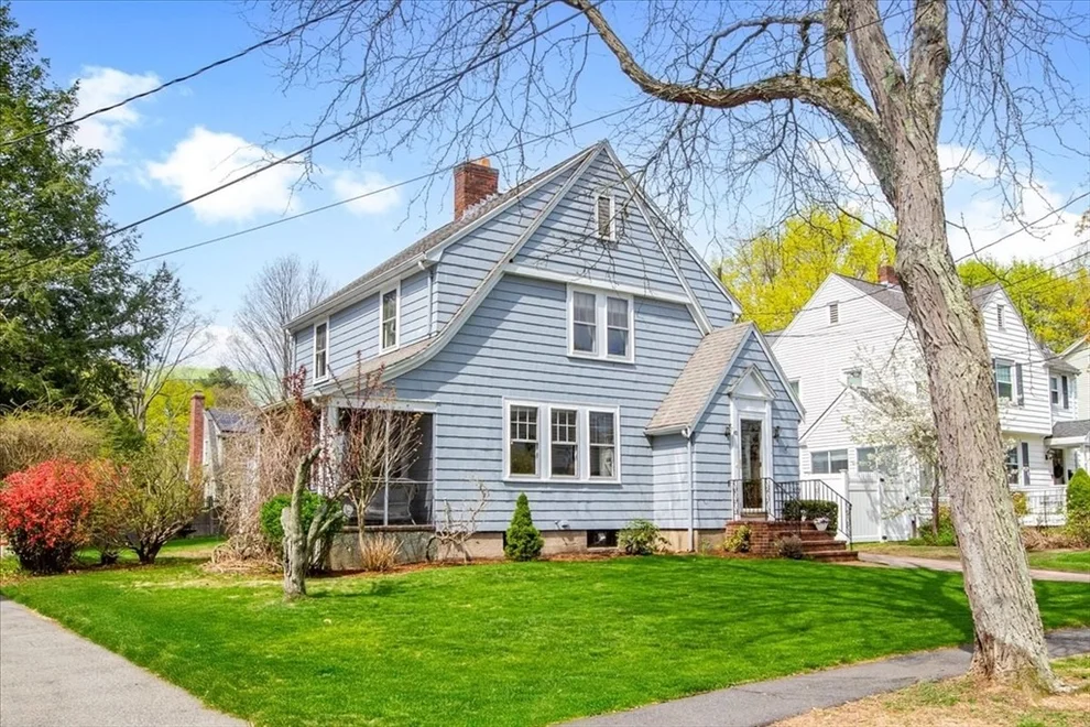 Unit for sale at 62 Washington Ave., Needham, MA 02492