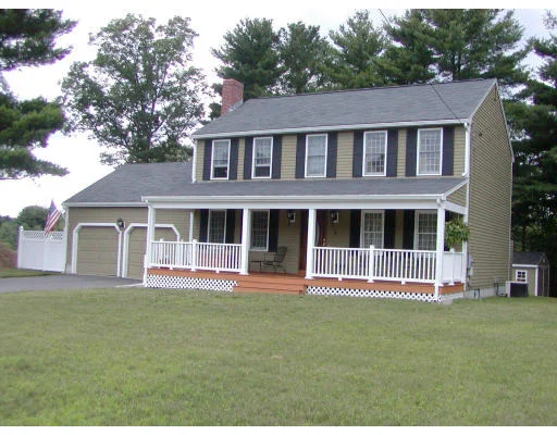Unit for sale at 5 Teri's Way, Franklin, MA 02038