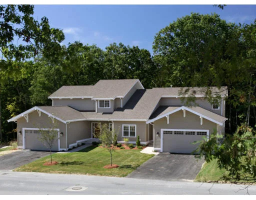 Unit for sale at 3 Hawthorne Path, Milford, MA 01757