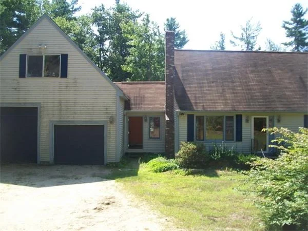 Unit for sale at 126 New Westminster Rd, Hubbardston, MA 01452