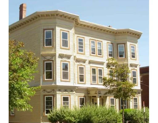 Unit for sale at 371 Broadway, Cambridge, MA 02138