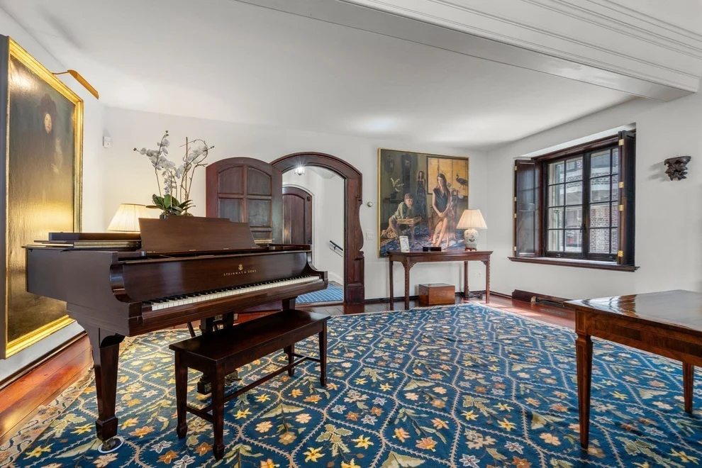 Unit for sale at 1 West Hill Place, Boston, MA 02114