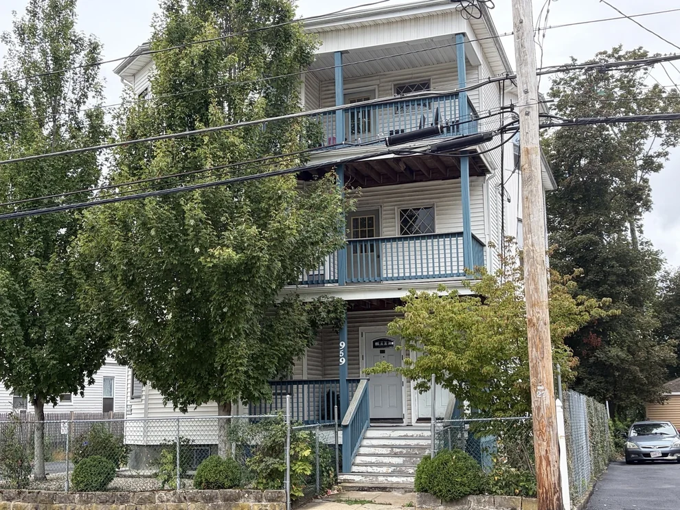 Unit for sale at 957 Warren Avenue, Brockton, MA 02301