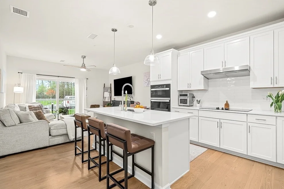Unit for sale at 300 Martins Landing, North Reading, MA 01864