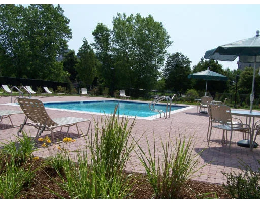 Unit for sale at 10 Seaport Dr, Quincy, MA 02171