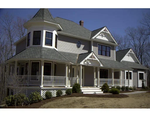 Unit for sale at 76 Kasey Court, Uxbridge, MA 01569