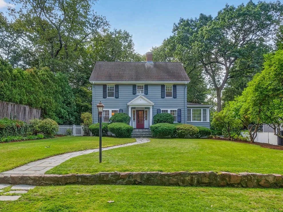 Unit for sale at 8 Old Town Rd, Wellesley, MA 02481