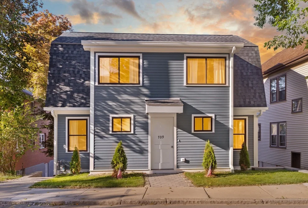 Unit for sale at 709 Belmont St, Belmont, MA 02478