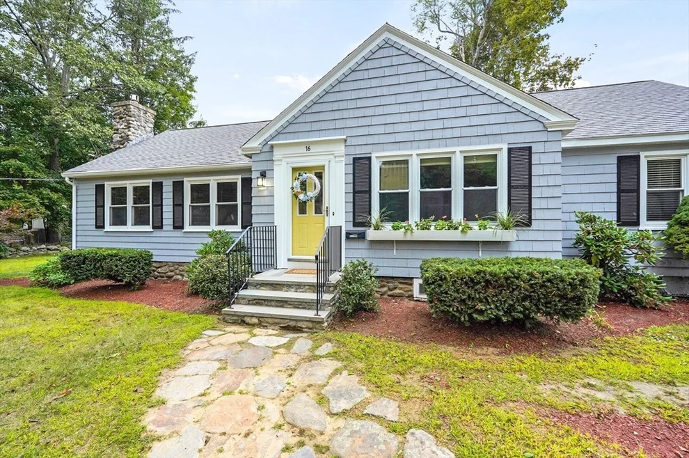 Unit for sale at 16 Highland Avenue, Holden, MA 01520