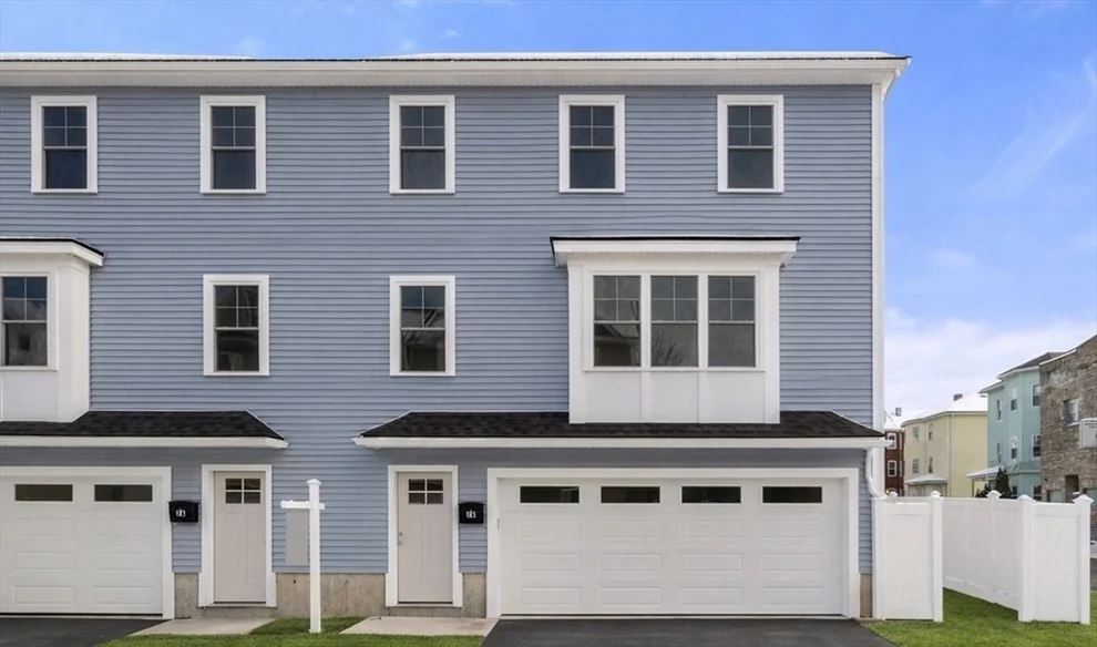 Unit for sale at 2 Lodi St, Worcester, MA 01608