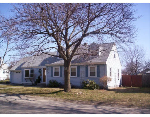 Unit for sale at 302 Kingsley Road, Hull, MA 02045