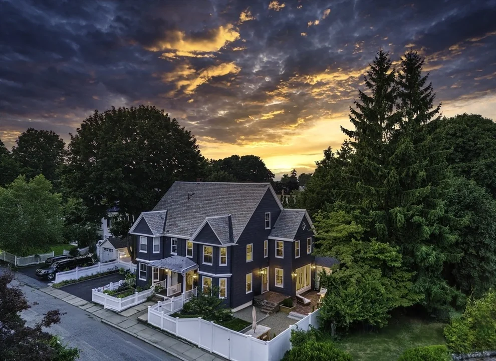 Unit for sale at 31 Collins St, Newburyport, MA 01950