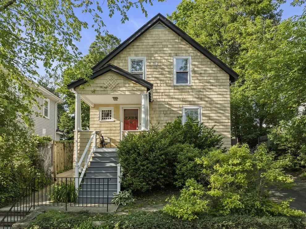 Unit for sale at 40 S Crescent Circuit, Boston, MA 02135