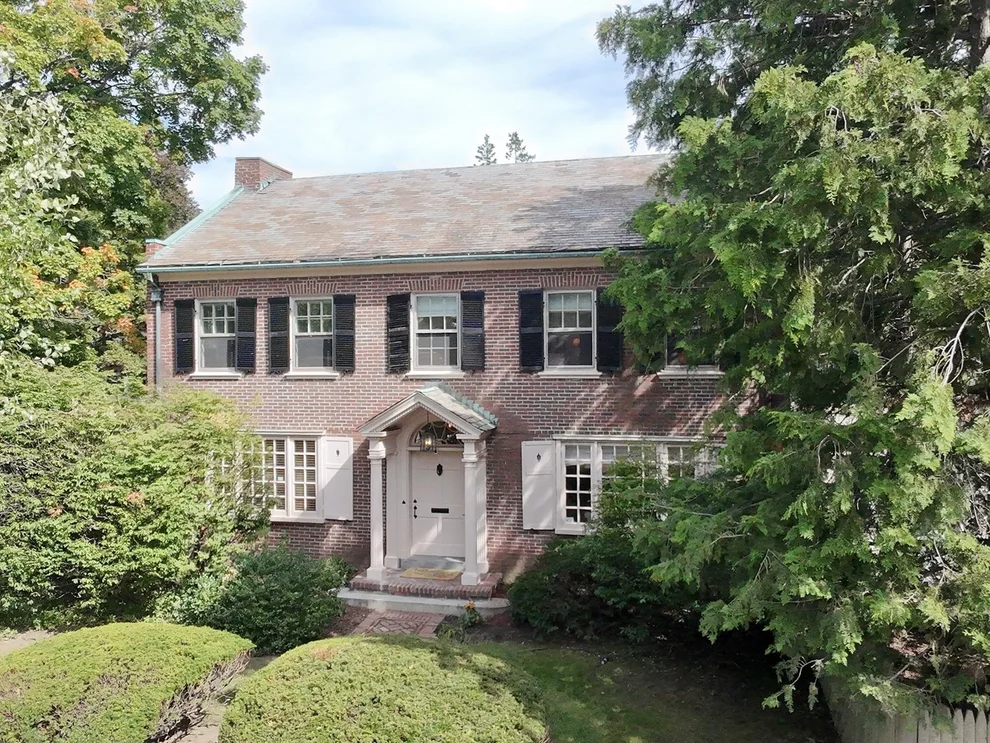 Unit for sale at 112 Russell St, Worcester, MA 01609