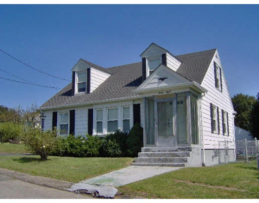 Unit for sale at 38 Annette Ave, Somerset, MA 02772
