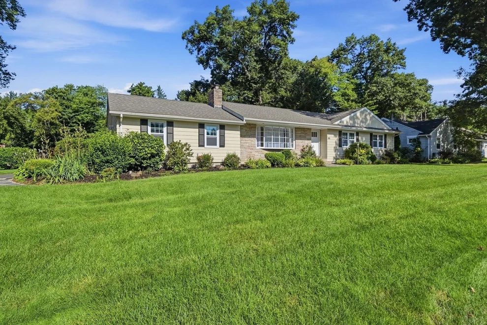Unit for sale at 80 Lynnwood Drive, Longmeadow, MA 01106