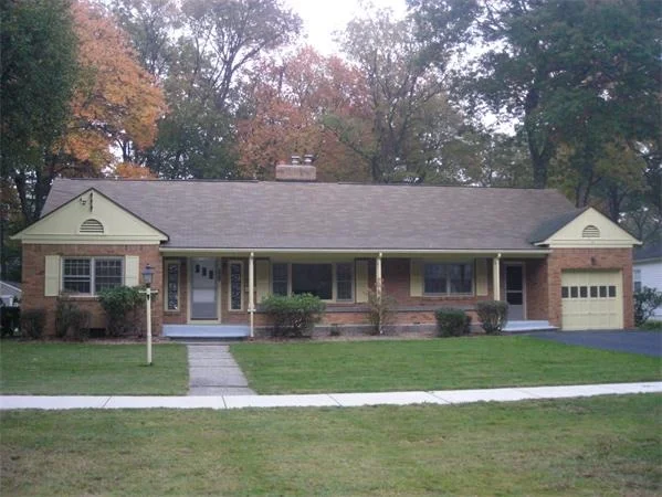 Unit for sale at 609 Laurel Street, Longmeadow, MA 01106