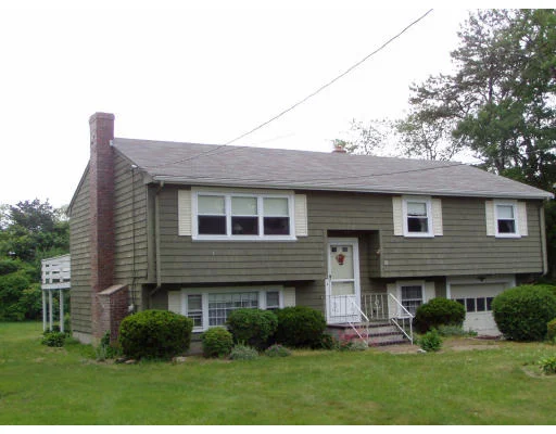 Unit for sale at 16 Gratto Rd, Marshfield, MA 02050